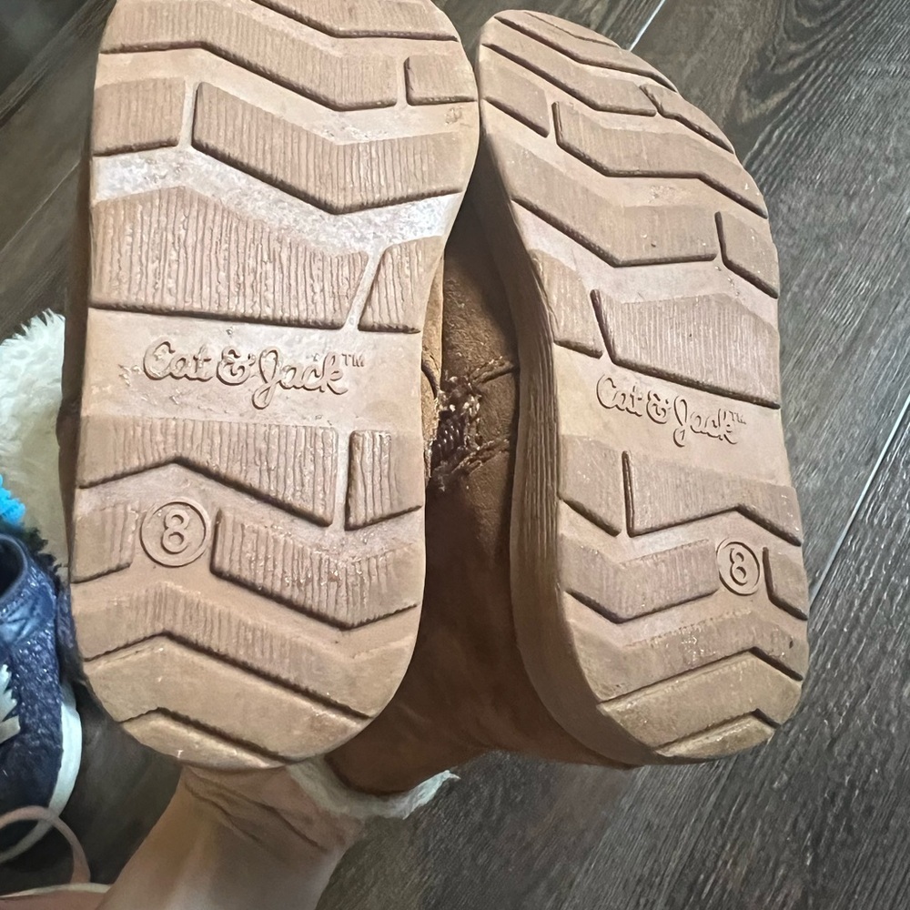Cat & Jack Brown Cozy Kids Boots - Picture 2 of 2